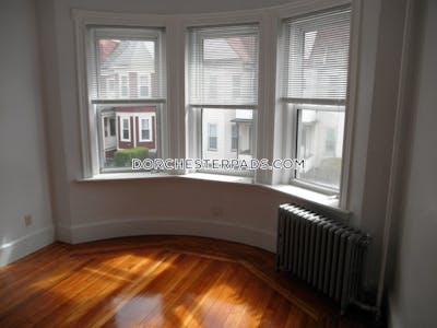 Dorchester Apartment for rent 4 Bedrooms 2 Baths Boston - $3,400 50% Fee