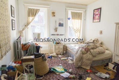 Fenway/kenmore 3 Beds 1 Bath Boston - $4,800 50% Fee