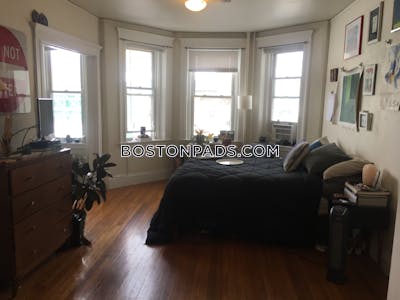 Fenway/kenmore Apartment for rent Studio 1 Bath Boston - $2,525 50% Fee