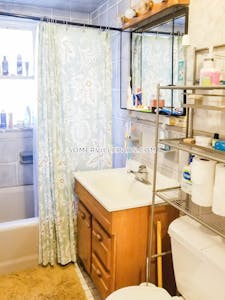 Somerville 4 Bed 1 Bath SOMERVILLE  Tufts - $4,900