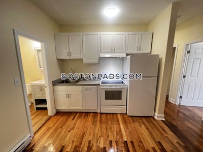 Mission Hill Deal Alert! Spacious 2 Bed 1 Bath apartment in Huntington Ave Boston - $3,045