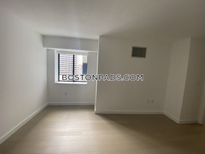 Downtown Financial District 1 bed and 1 bath Luxury Apartment Boston - $4,011 No Fee